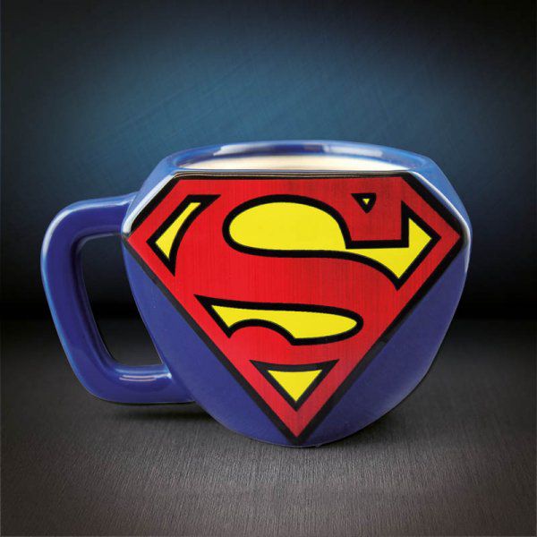 CurePink Keramický hrnek DC Comics 3D Superman objem modrý GIFPAL132 500 ml Kokiska